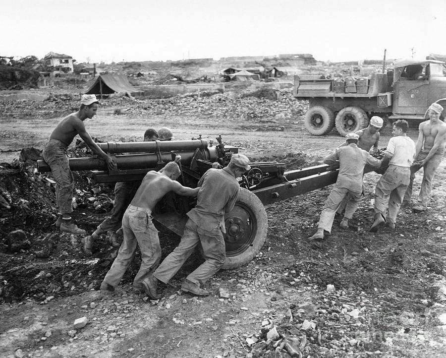 Okinawa Artillery, 1945 Photograph by Louis R Jones