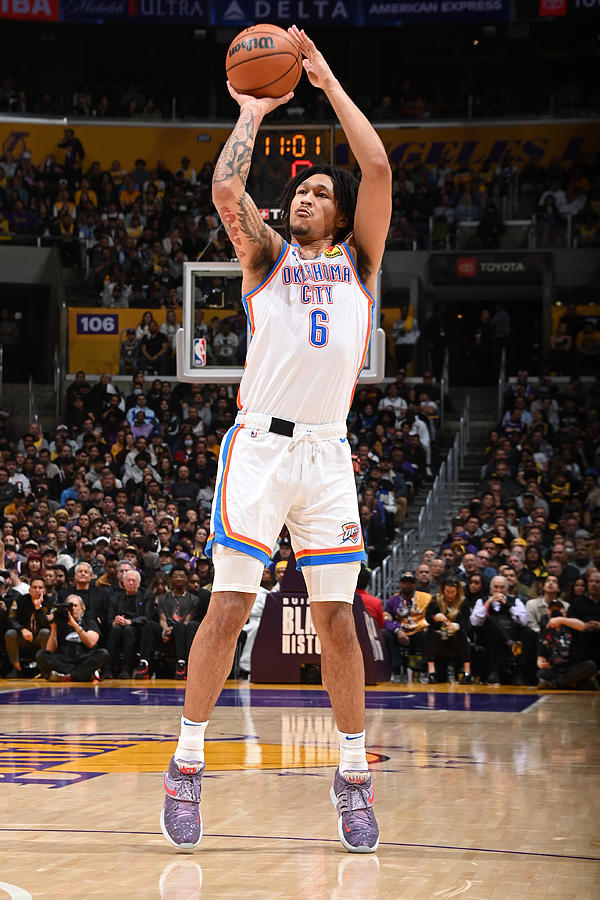 Oklahoma City Thunder v Los Angeles Lakers Photograph by Andrew D. Bernstein
