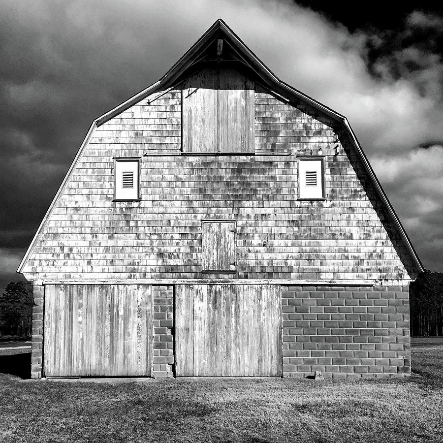 Old Barn Facade In Sussex County Black And White Photograph By Bill 