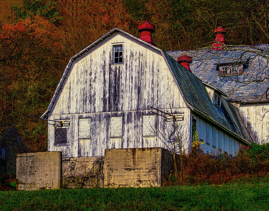 Old Barn in the Water Gap Photograph by Nick Zelinsky Jr