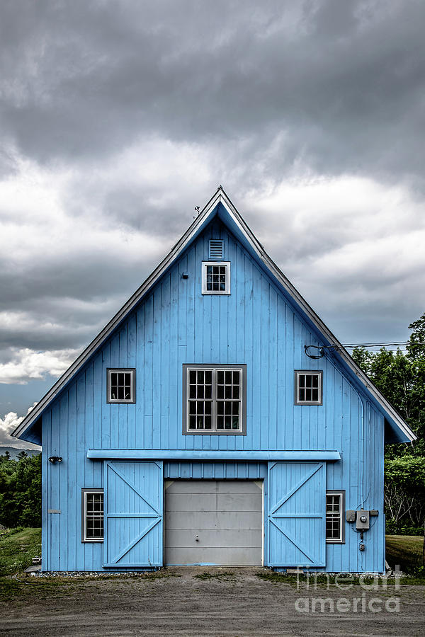 Old Blue New England Barn Bernard Vermont Photograph by Edward Fielding
