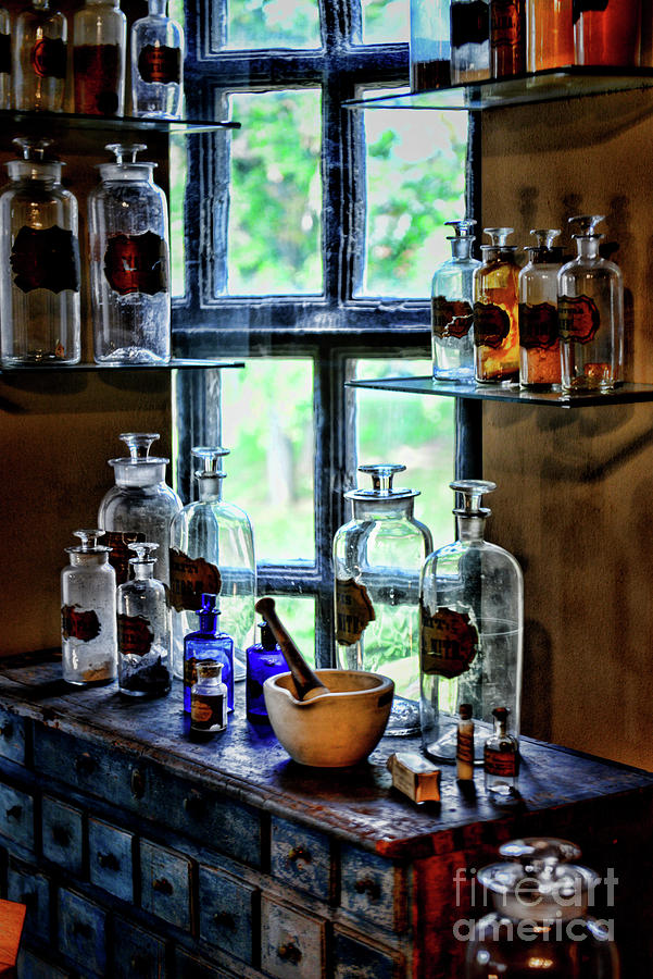 Vintage Medical Apothecary Kit Photograph by Paul Ward - Fine Art America
