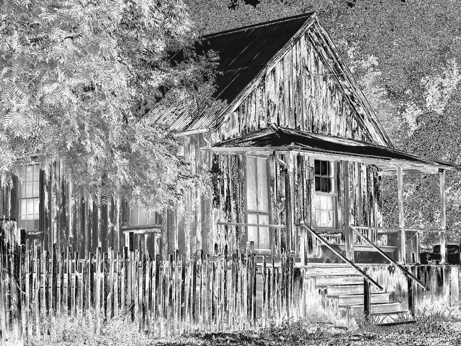 Old House On Hill Photograph