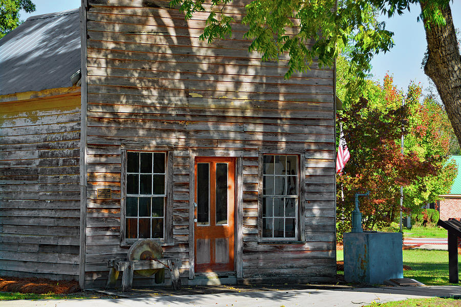 post office latta road