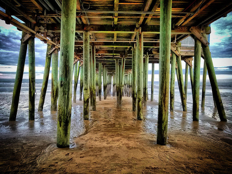 Winter Photograph - Old Orchard Beach Pier by Kelly Reber