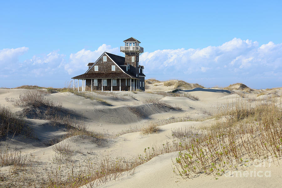 Old Oregon Inlet Life Saving Station 7670 Photograph by Jack Schultz
