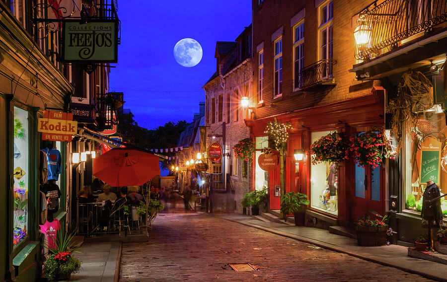 Old Quebec City at Night Photograph by Tracy Munson