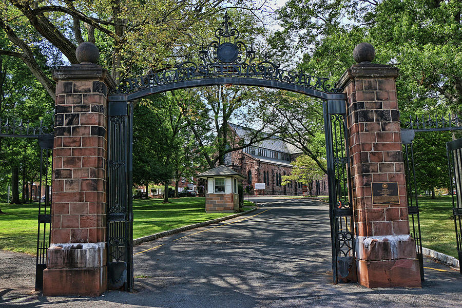 Old Queens Entrance Gate 2 Photograph by Allen Beatty