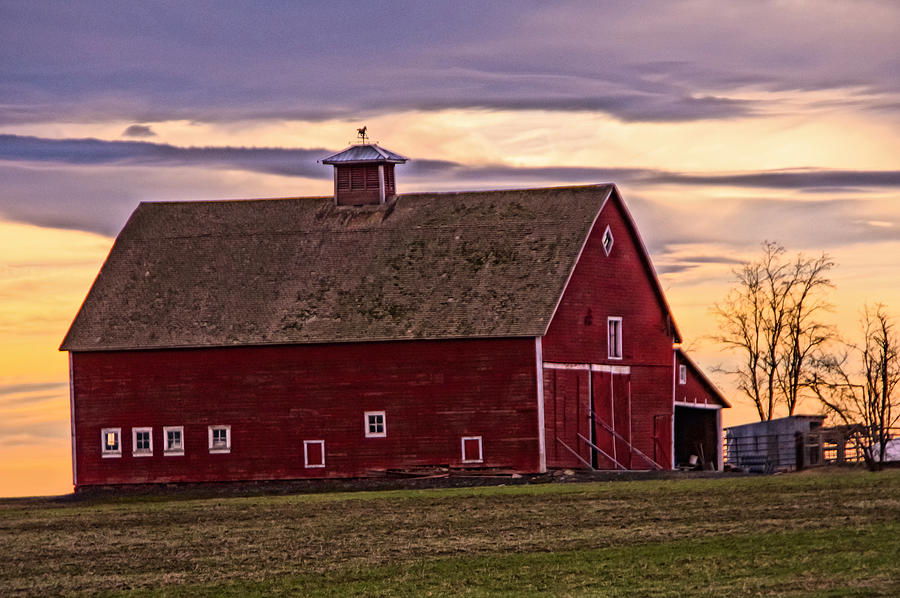 Old red barn Photograph by Jeff Swan