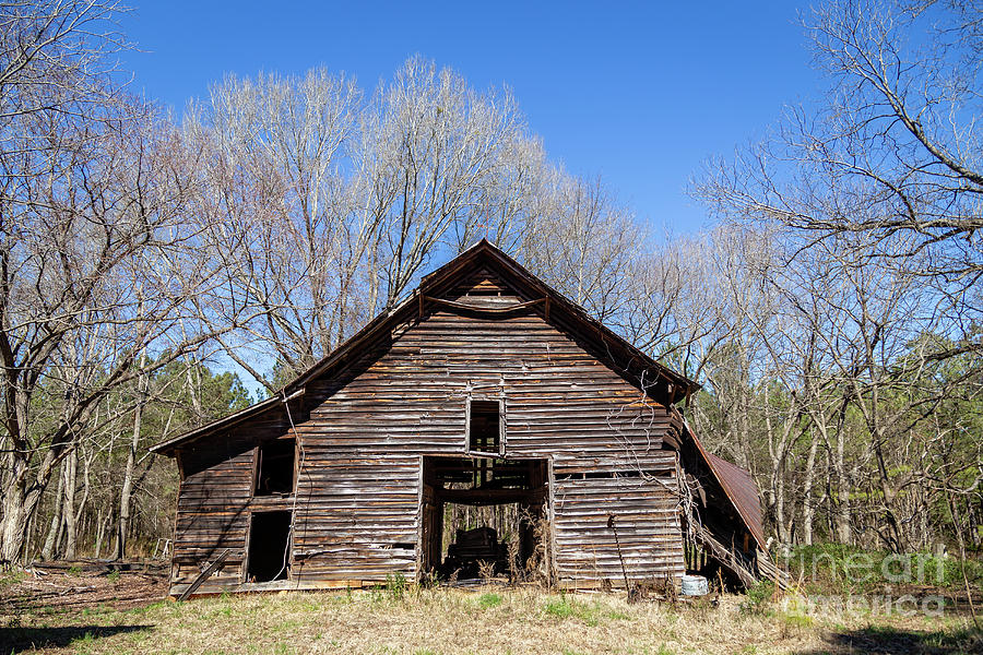 Old Sease Barn Photograph by Charles Hite