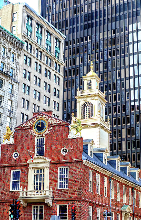 Old State House in Boston Photograph by John Rizzuto