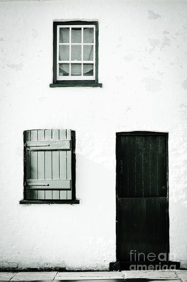 Old Style House bw Vertical Photograph by Eddie Barron