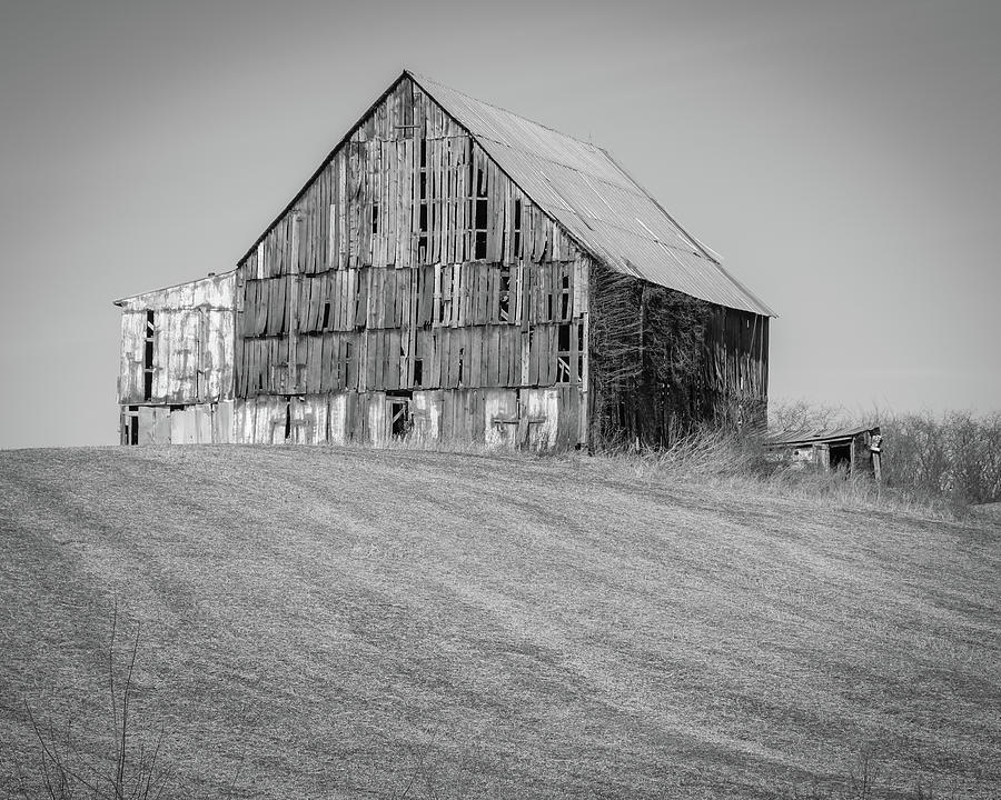 Old Tobacco Barn Photograph by Gerri Bigler