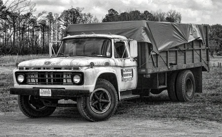 Old Workhorse Photograph by Vic Montgomery