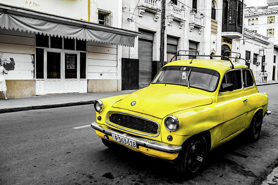 Old Yellow Skoda, Vinales. Cuba Photograph by Lie Yim