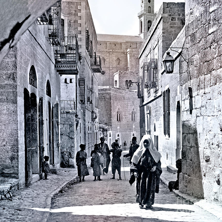 On Star Street in 1919 Photograph by Munir Alawi