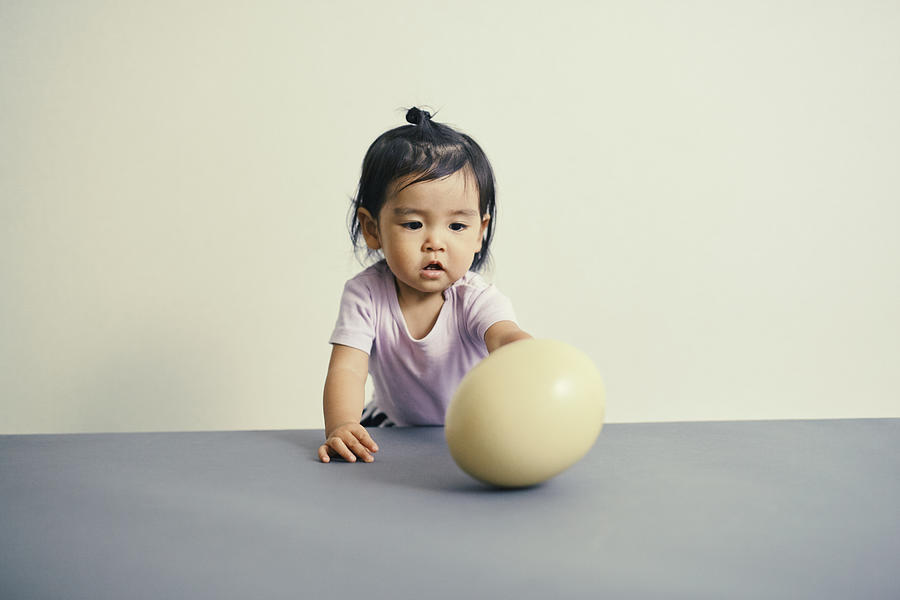 One of the big egg and children Photograph by Yosuke Suzuki