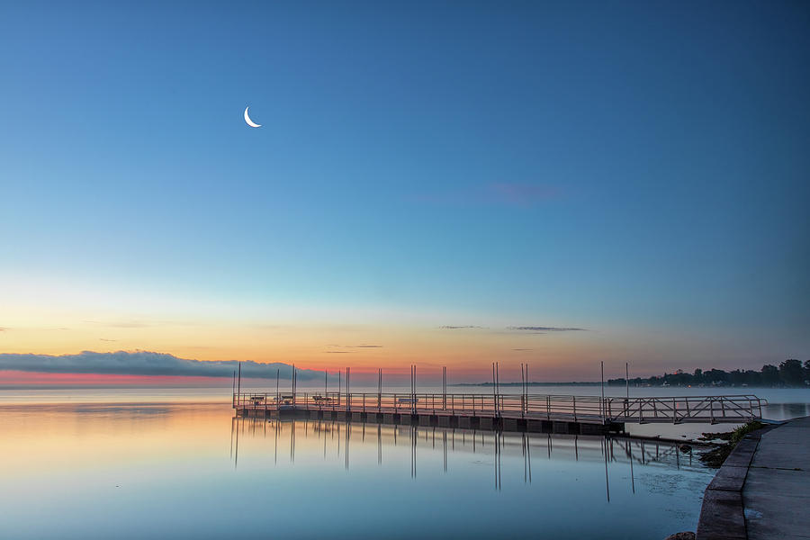 Oneida Lake Moonrise Photograph by Rod Best