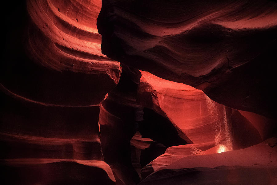 Antelope Canyon Photograph - Only In Arizona 38 by Robert Fawcett