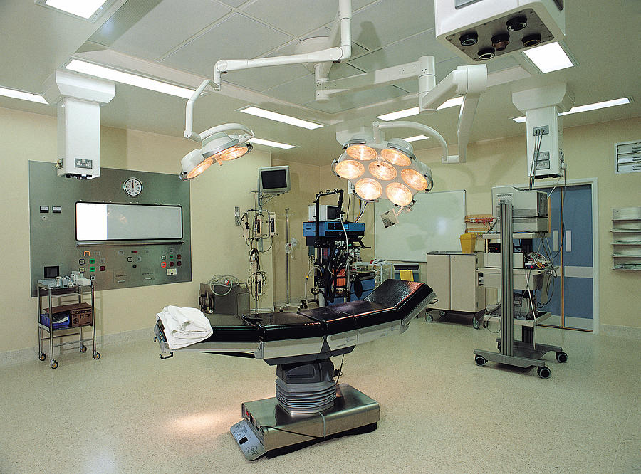 Operating room in hospital Photograph by Tony Weller