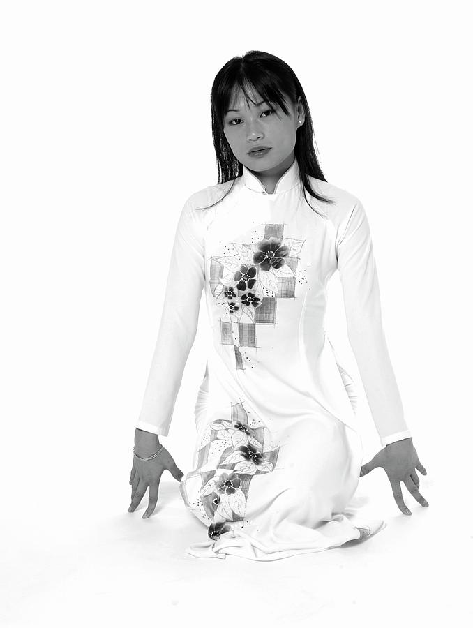 Oriental Girl in White Photograph by Bob Pardue