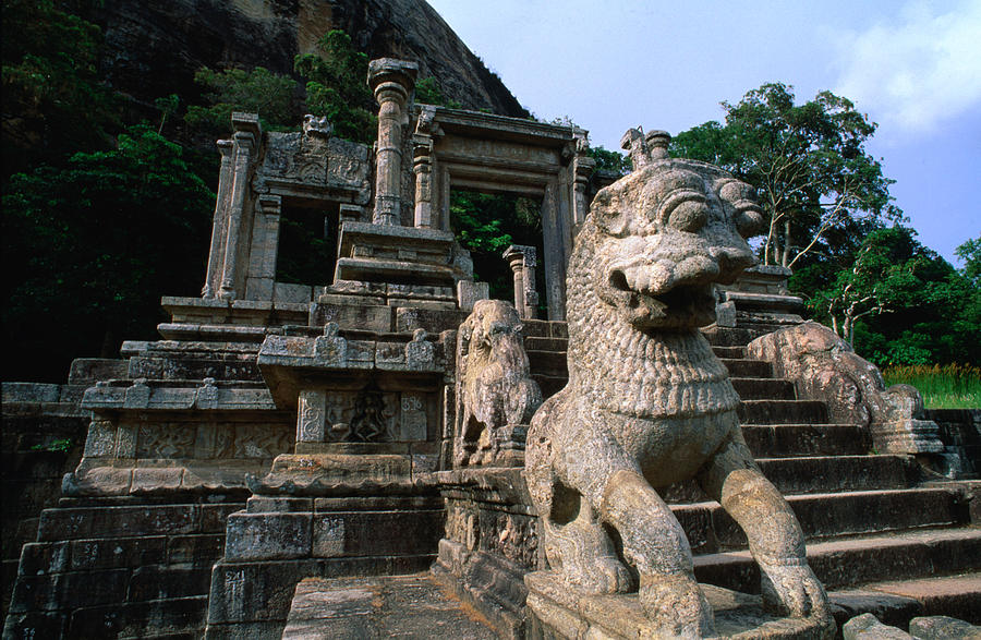 Ornamental staircase which led up to the ledge holding it royal palace, with lion statue at the top, Yapahuwa. Photograph by Anders Blomqvist
