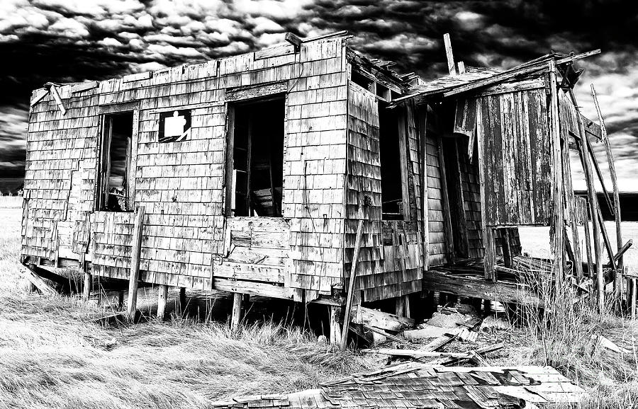 Portrait of the Shack at Long Beach Island Photograph by John Rizzuto