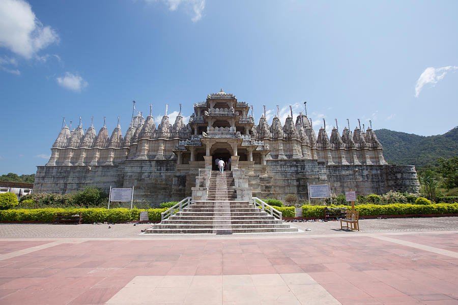 Outside view of Jain Temple Ranakpur Photograph by Poorfish
