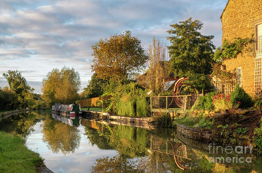 Oxford Canal Near Kings Sutton in Autumn at Sunrise Photograph by Tim Gainey