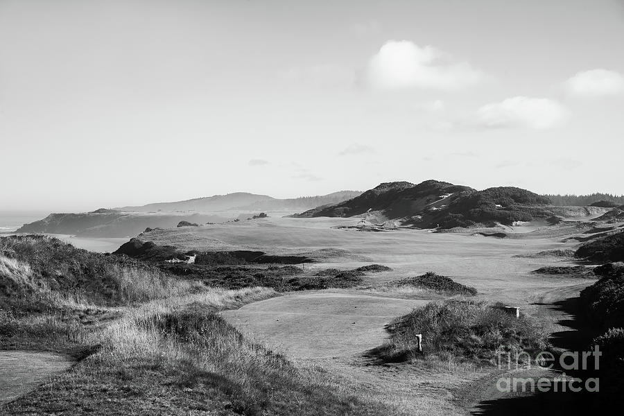 Nature Photograph - Pacific Dunes 13th Hole - BW by Scott Pellegrin