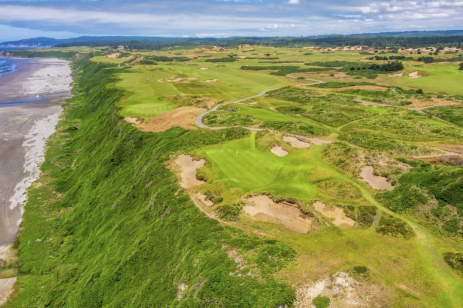 Pacific Dunes Golf Hole 11 v4 Photograph by Mike Centioli