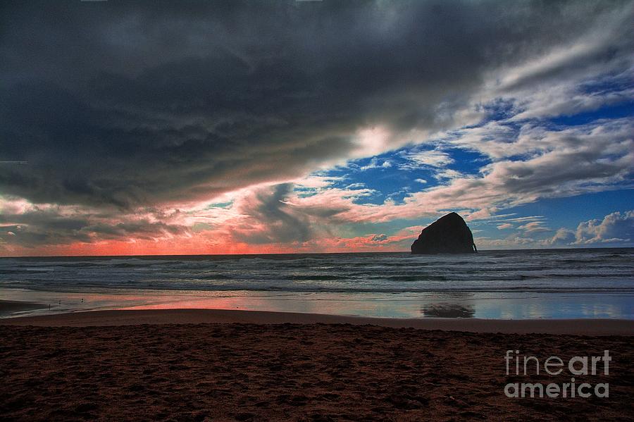 Pacific Sunset Photograph by Chriss Pagani