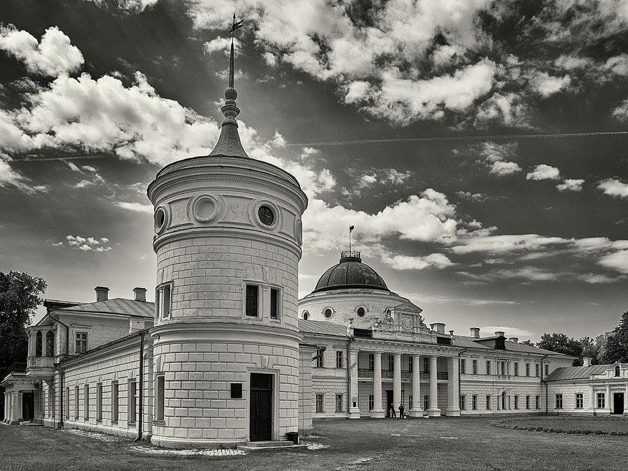 Palace Of Tarnovskyi Photograph by Andrii Maykovskyi