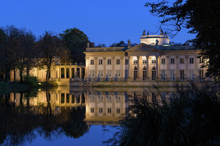 Palace on the Isle at Night in Warsaw Photograph by Artur Bogacki