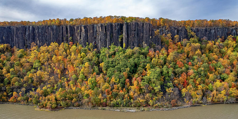 Palisade Cliffs in Autumn 3 Photograph by Kevin Suttlehan