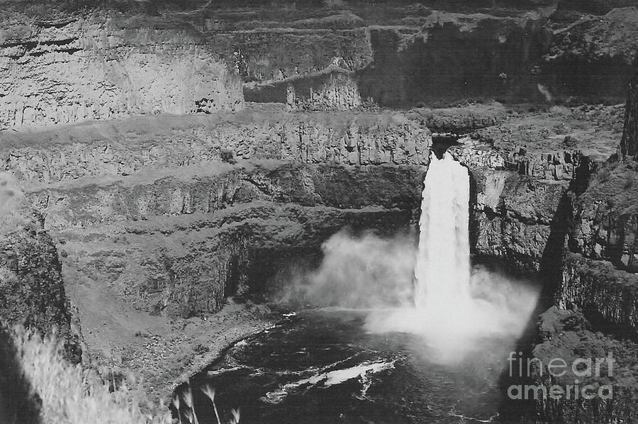 Palouse Falls in Black and White Photograph by Charles Robinson