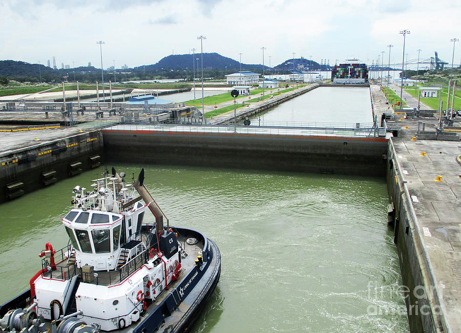 Panama Canal 1 Photograph by Randall Weidner