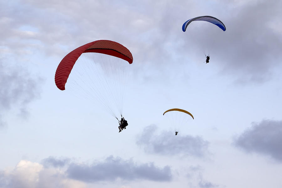 Paragliders Photograph by Fernando Trabanco Fotografía