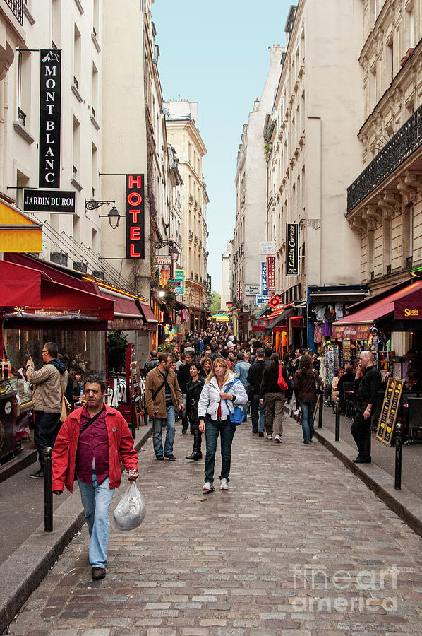 Paris Crowded Street Photograph by Bob Phillips | Fine Art America