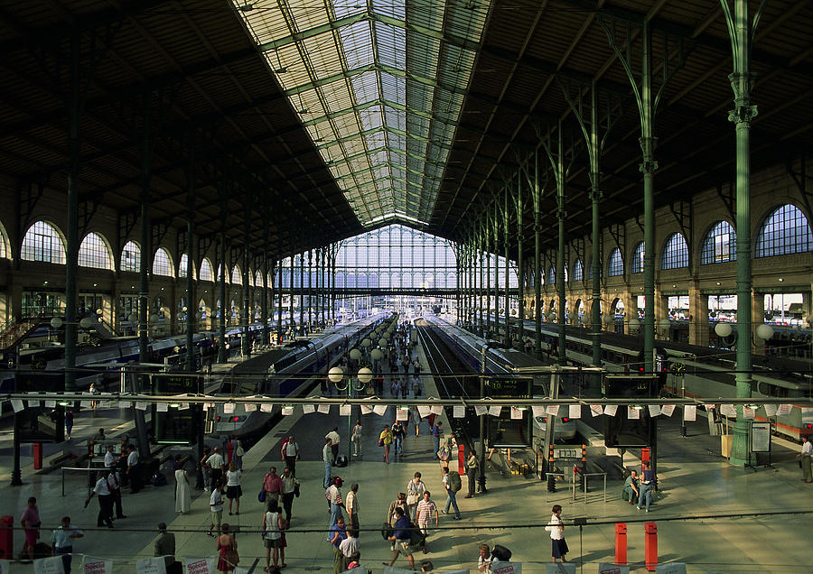 Paris, interior of train station. Photograph by Sami Sarkis