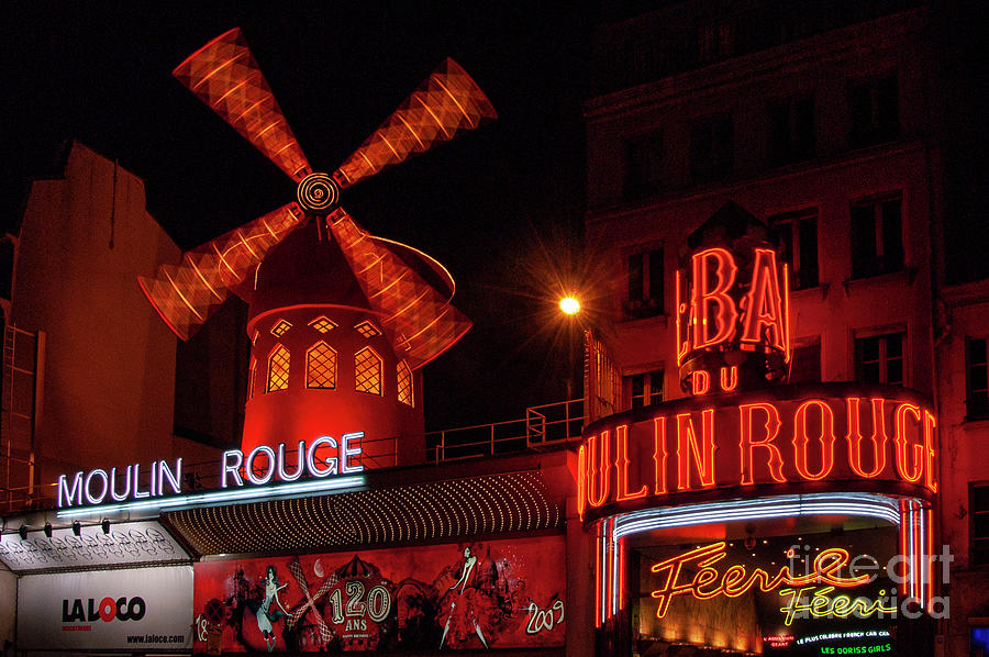 Paris Moulin Rouge After Dark Photograph by Bob Phillips
