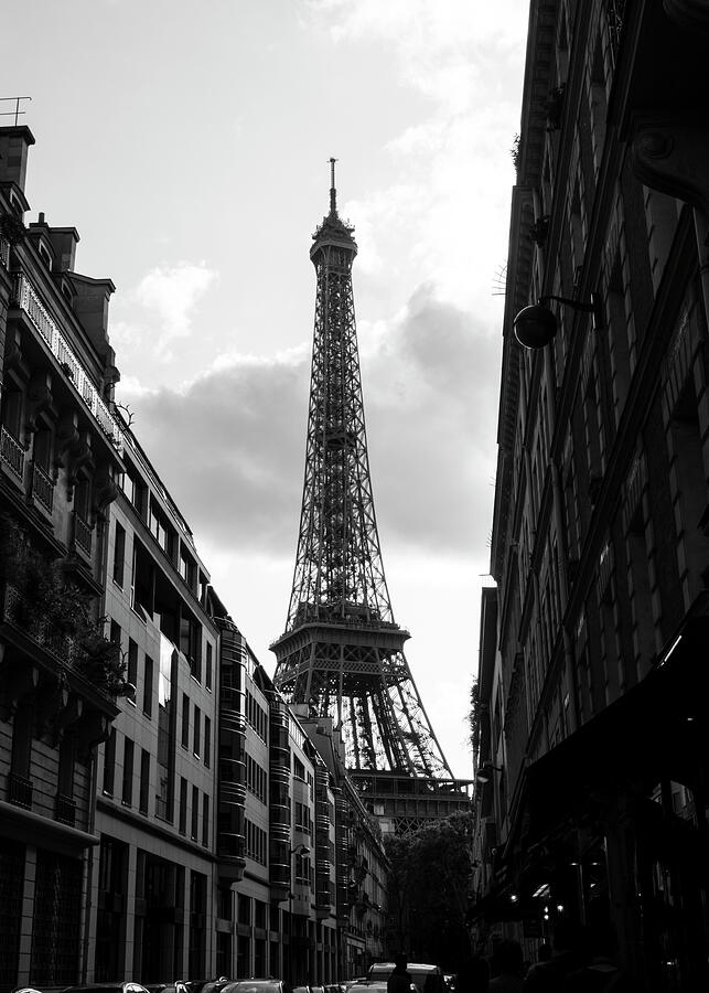Eiffel Tower Photograph - Paris Noir by Tori Tateishi