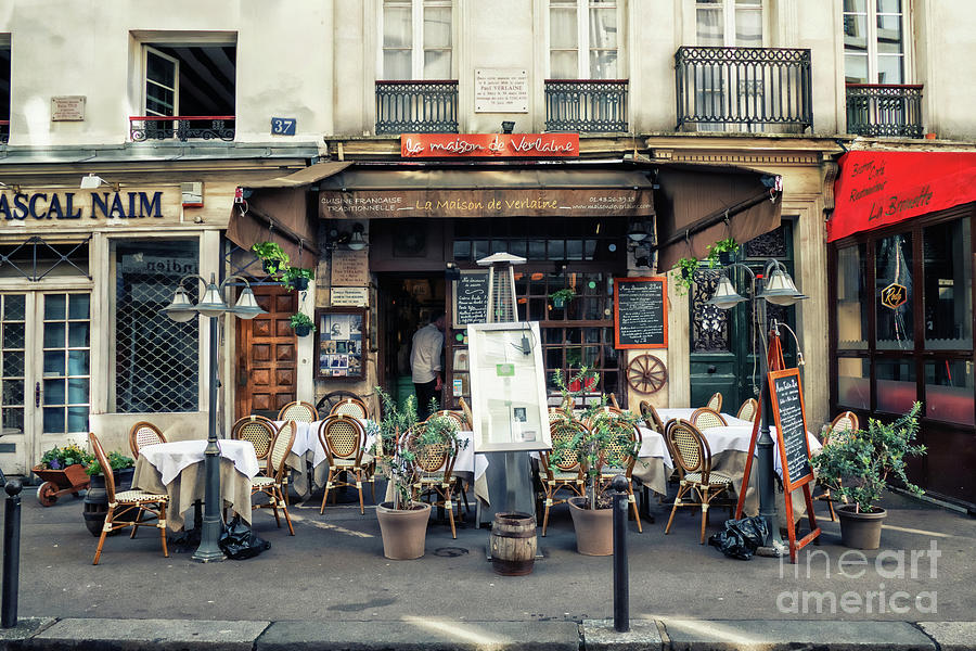 Paris Restaurant Photograph by Lynn Bolt