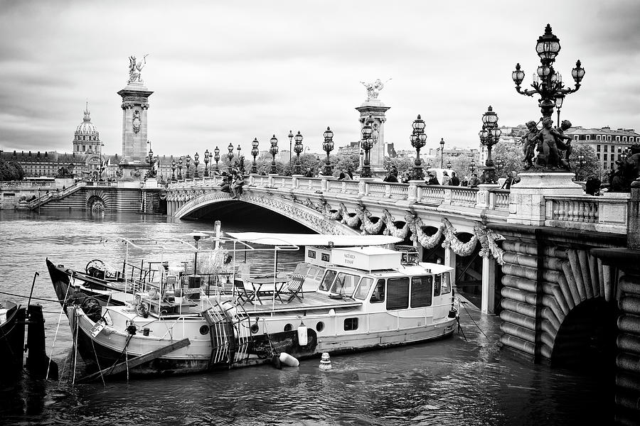 Paris sur Seine Collection - Alexander III Bridge Photograph by Philippe HUGONNARD