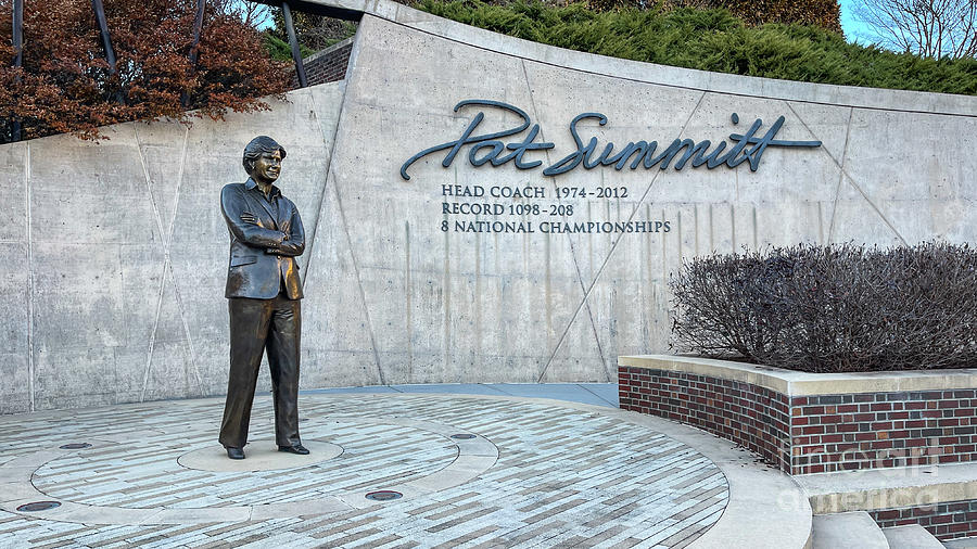 Pat Summitt Statue at University of Tennessee 5968 Photograph by Jack Schultz