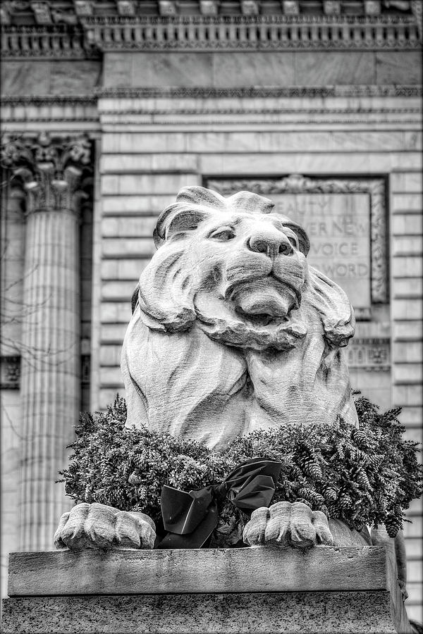Patience Lion NYPL BW Photograph by Susan Candelario