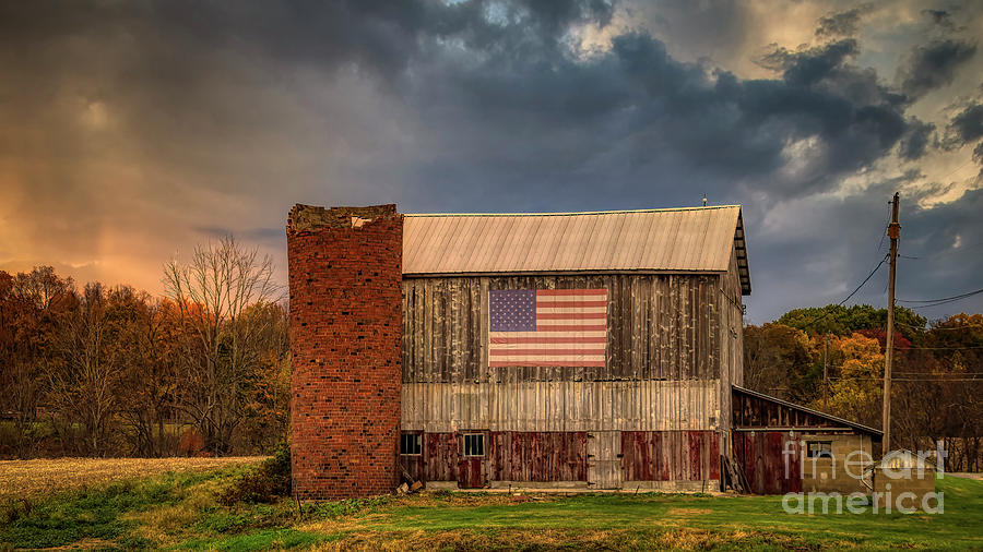 Patriotic Pennsylvania Barn Photograph by Janice Pariza