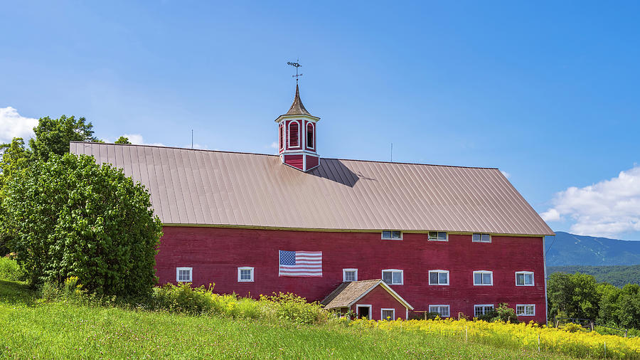 Patriotic Red Barn Photograph by Alan L Graham