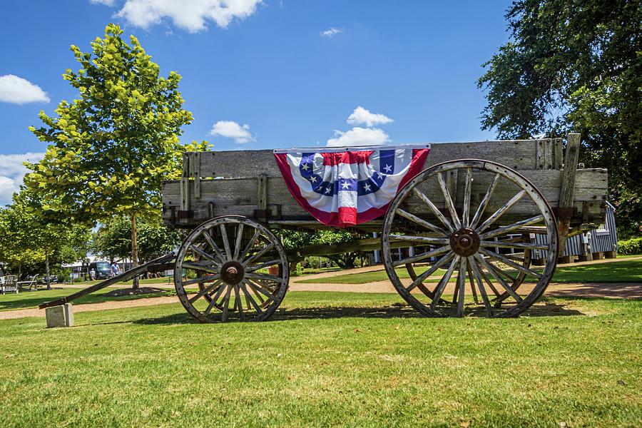 Patriotic Wagon Photograph by Lisa Soots - Fine Art America