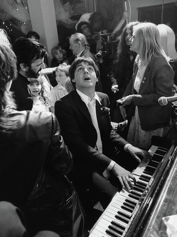 Paul McCartney Playing Piano In Party Photograph by Terry O Neill ...